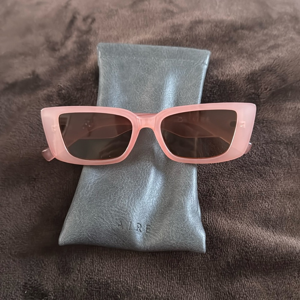 Aire pink square glasses